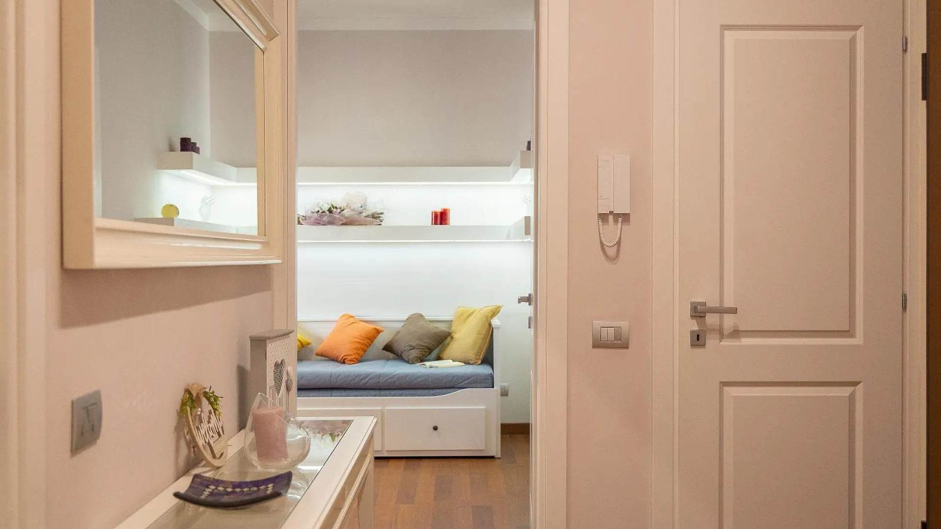 Apartment Altavilla By Rental In Rome