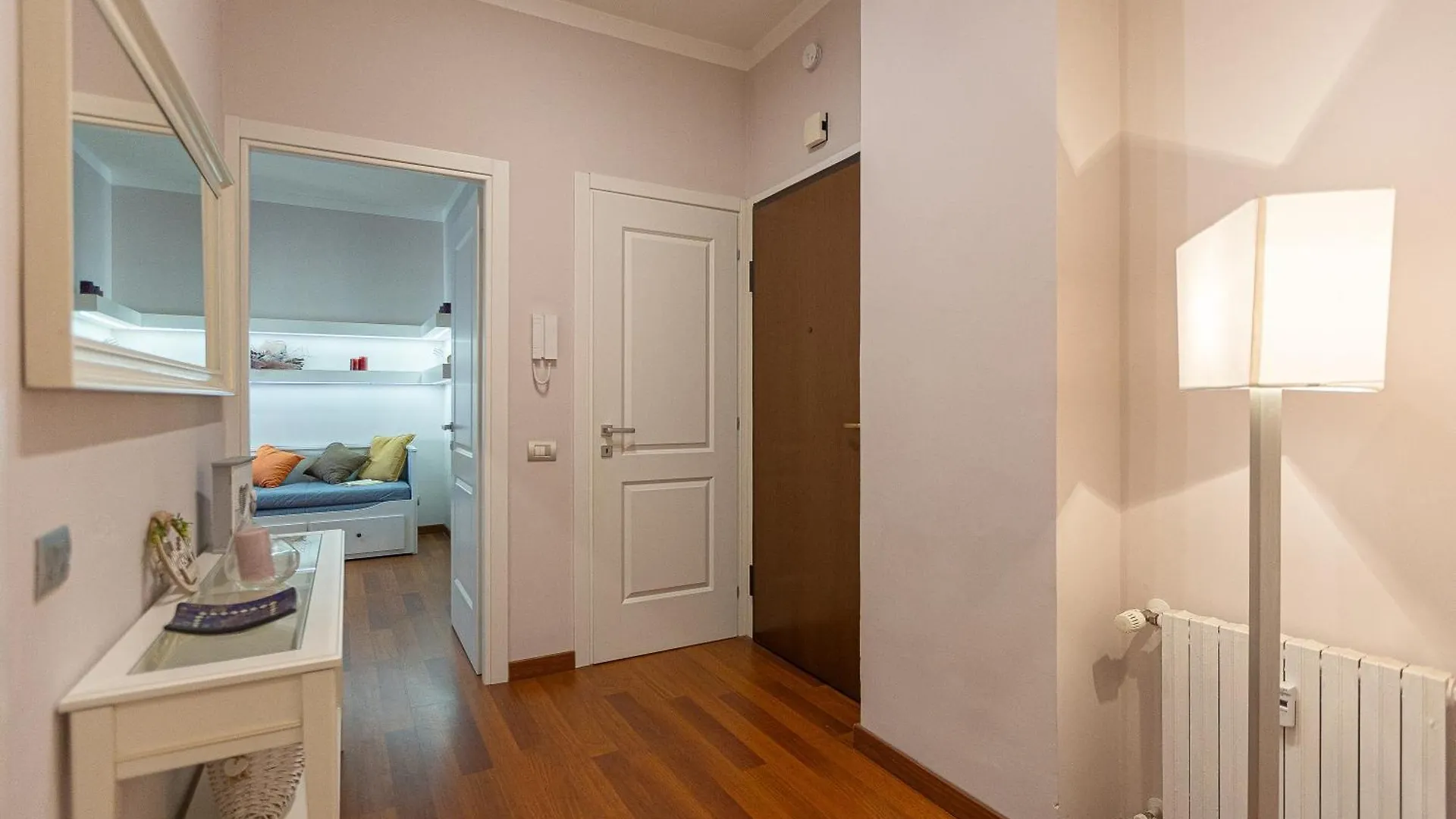 Altavilla By Rental In Rome