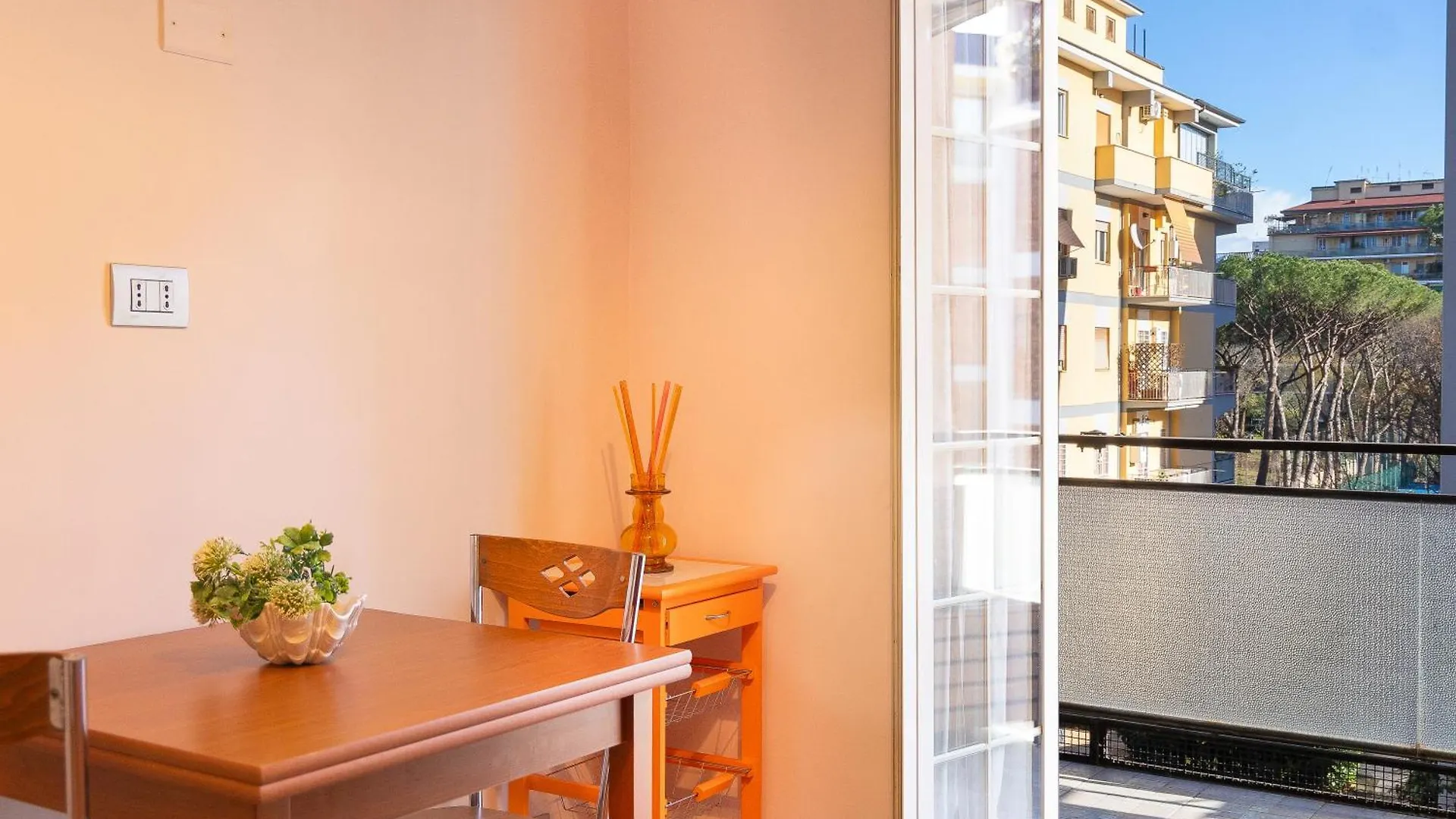 Altavilla By Rental In Rome Apartment
