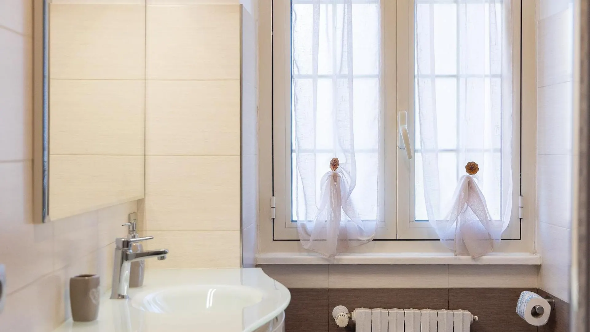 Altavilla By Rental In Rome